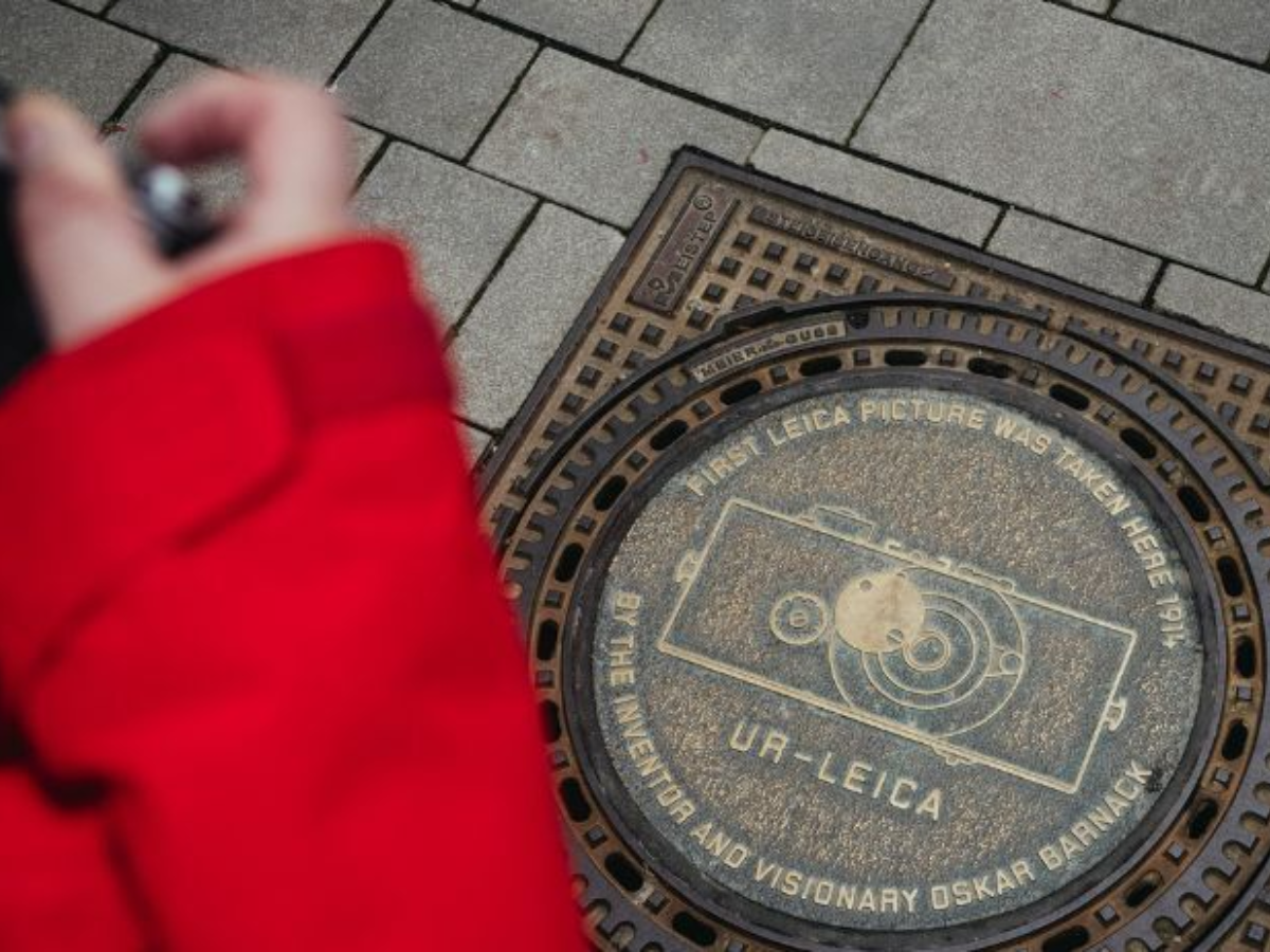 Leitz Factory History: Historical Photo Walk Through Wetzlar with Exclusive Tunnel Tour